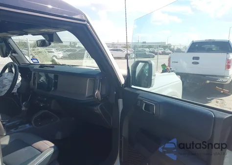 2024 Ford Bronco Outer Banks из США, поврежденный, VIN 1FMDE8BH7RLA88959